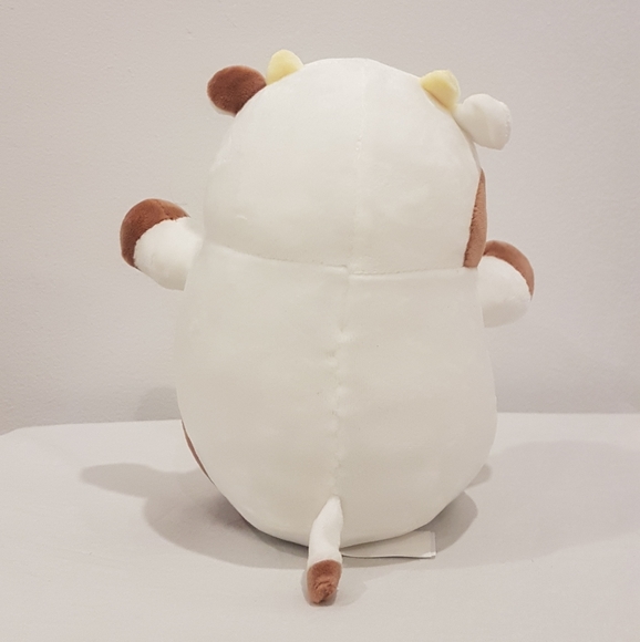 Drella 9" HTF Cow Hug Me Squishmallow - Picture 3 of 4